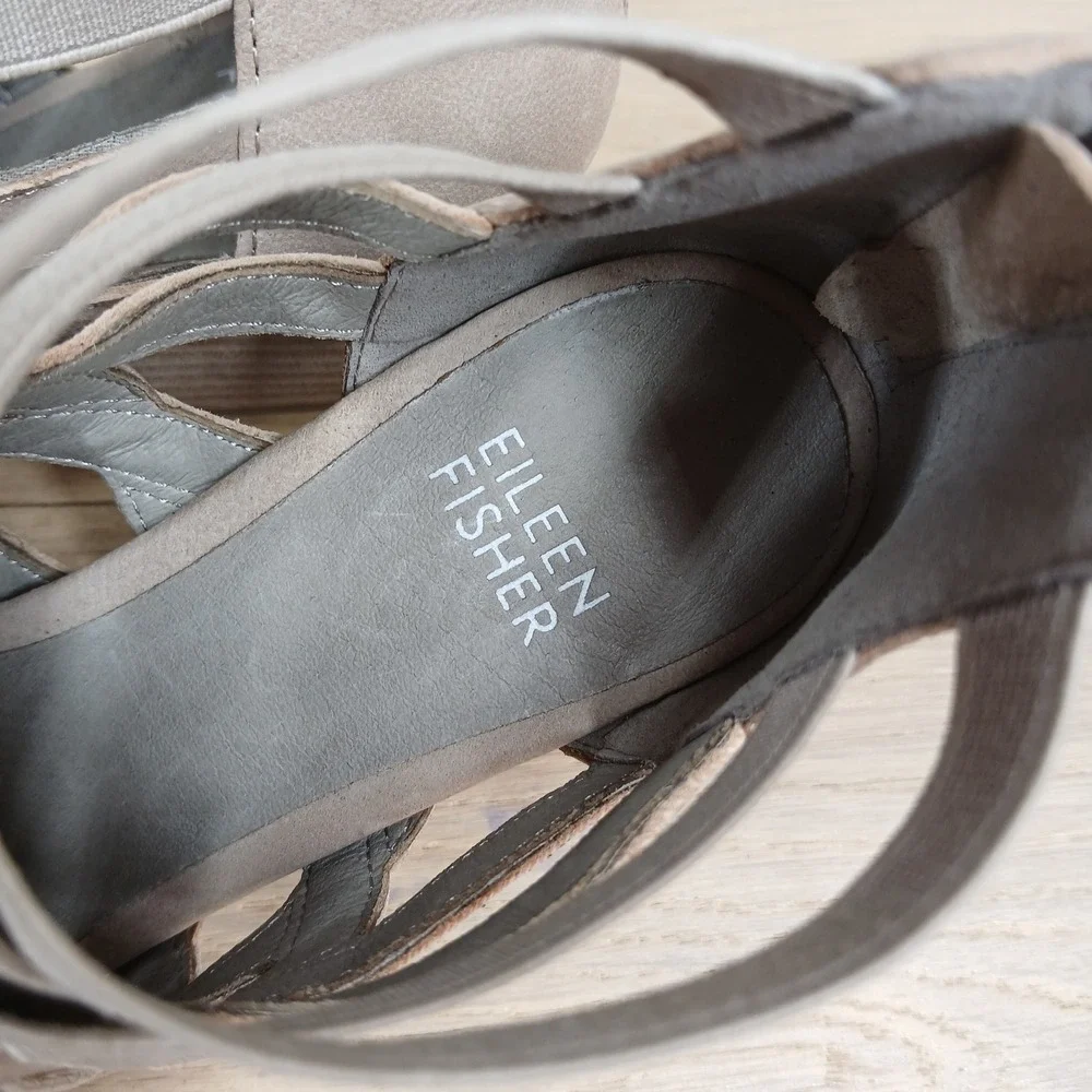 Eileen Fisher Cage Wedge Sandals Womens 5.5 Taupe Suede Woven Strappy Back Zip